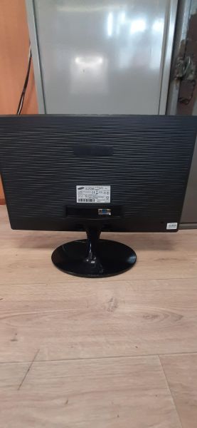 Купить Samsung S22B300N в Томск за 2100 руб.