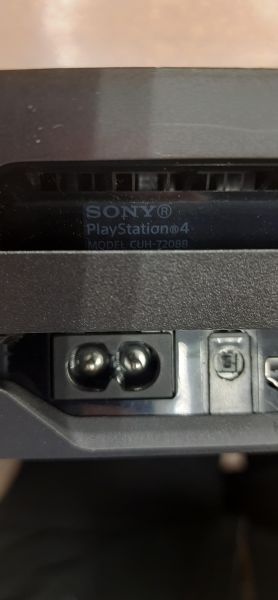 Купить Sony PlayStation 4 Pro 1TB (CUH-7208B) в Томск за 25000 руб.