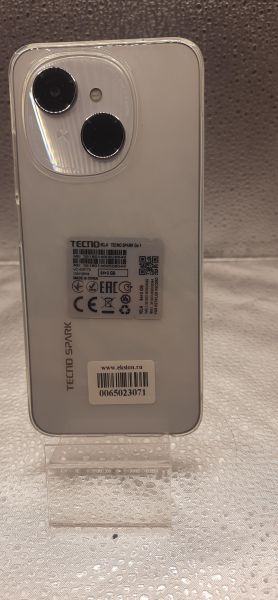 Купить TECNO Spark Go 1 3/64GB (KL4) Duos в Томск за 4700 руб.