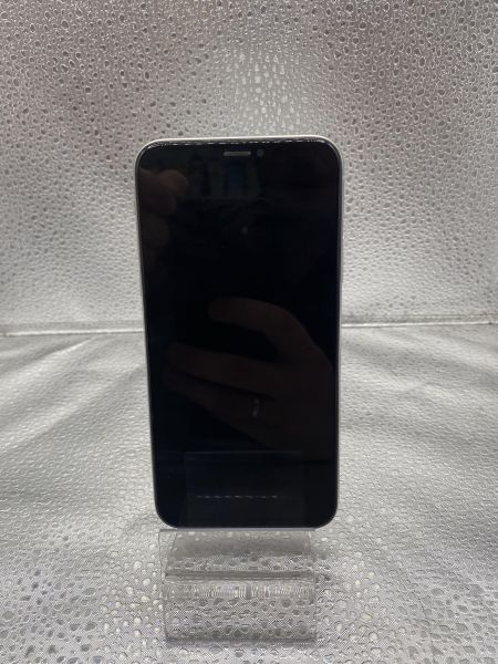 Купить Apple iPhone X 64GB в Томск за 9700 руб.