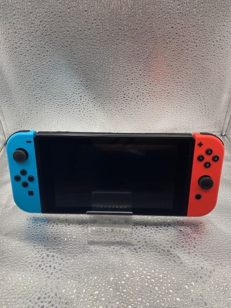 Купить Nintendo Switch HAC-001(-01) в Томск за 11900 руб.