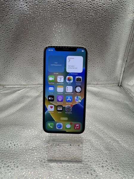 Купить Apple iPhone X 64GB в Томск за 8100 руб.