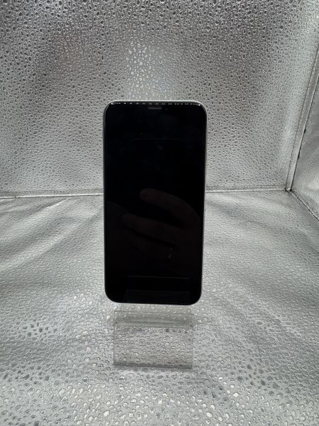 Купить Apple iPhone X 64GB в Томск за 8100 руб.