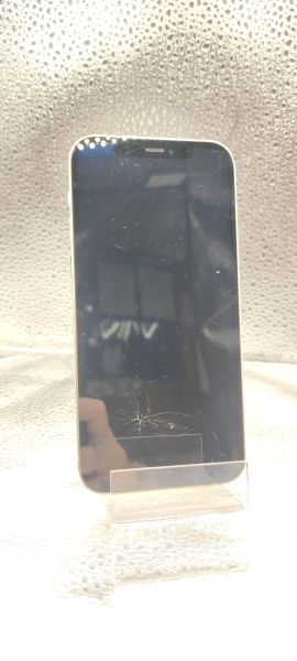 Купить Apple iPhone 12 64GB в Томск за 10800 руб.