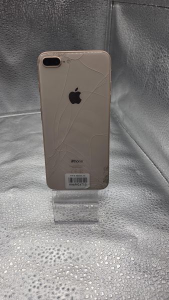Купить Apple iPhone 8 Plus 64GB в Томск за 4800 руб.