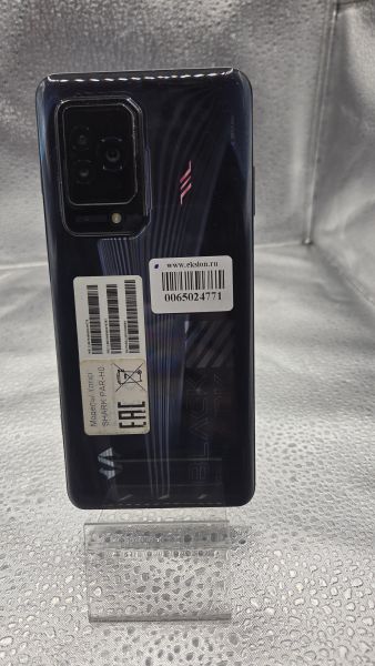 Купить BlackShark 5 12/256GB (PAR-H0) Duos в Томск за 18100 руб.