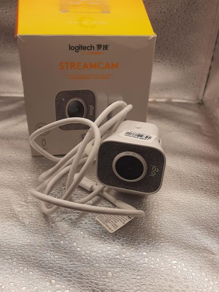 Купить Logitech StreamCam в Томск за 3900 руб.