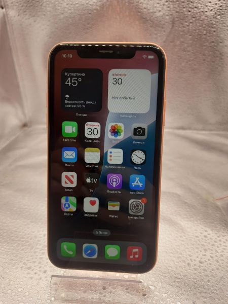 Купить Apple iPhone XR 64GB в Томск за 6500 руб.