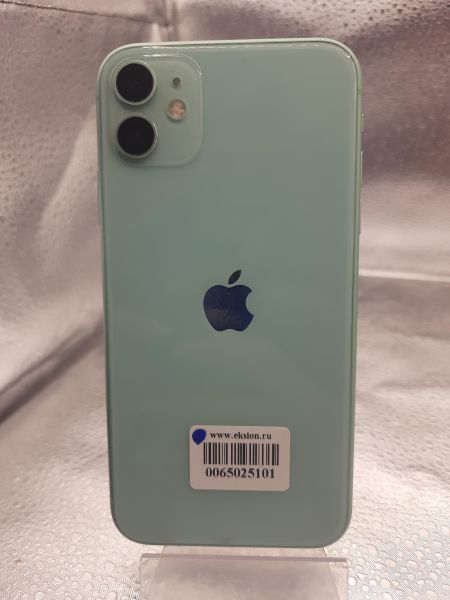 Купить Apple iPhone 11 64GB в Томск за 8800 руб.