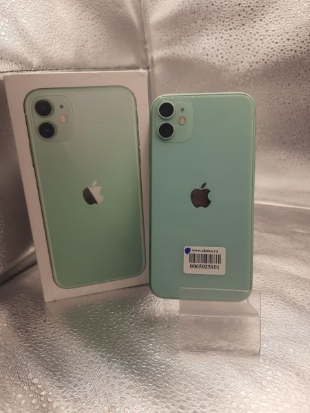 Купить Apple iPhone 11 64GB в Томск за 8800 руб.