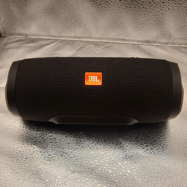 Купить JBL Charge 3 в Томск за 2900 руб.
