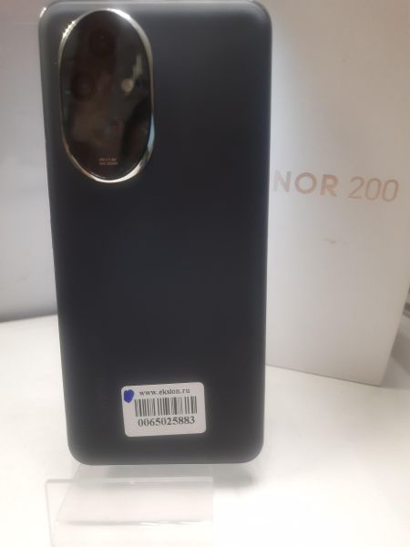 Купить Honor 200 12/512GB (ELI-NX9) Duos в Томск за 20600 руб.