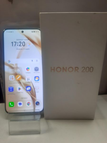 Купить Honor 200 12/512GB (ELI-NX9) Duos в Томск за 20600 руб.
