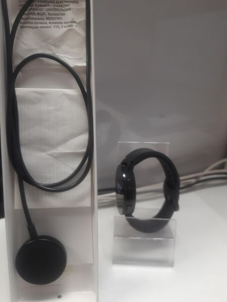умные часы и браслеты Samsung Galaxy Watch 4 44 mm (SM-R870/N) с СЗУ в Томск