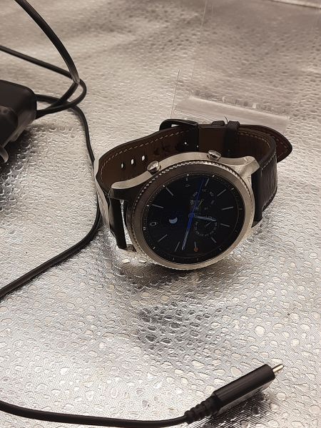 умные часы и браслеты Samsung Gear S3 (SM-R770) с СЗУ в Томск