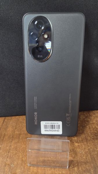 Купить Honor 200 8/256GB (ELI-NX9) Duos в Томск за 15800 руб.