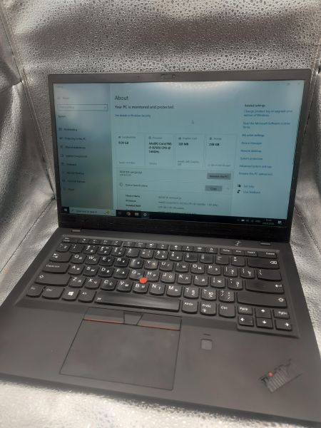 ноутбук Lenovo ThinkPad X1 Carbon (i5-8250U, RAM 8GB, SSD 256GB) в Томск