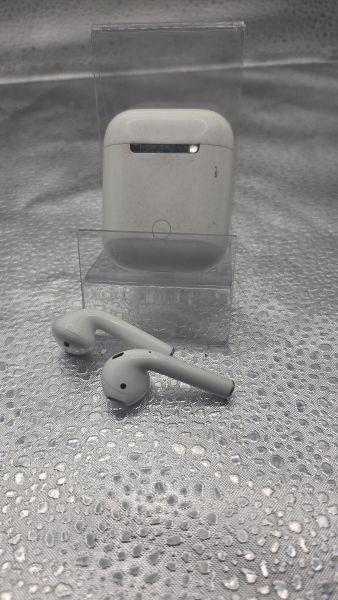 беспроводные наушники Apple AirPods (A1523, A1722) в Томск