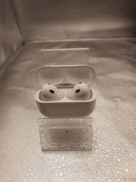 беспроводные наушники Реплика Apple AirPods Pro 2  (A2931, A2698, A2699, A3047, A3048, A3049) в Томск