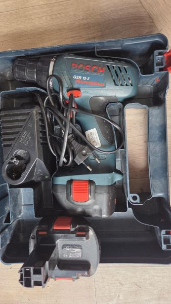 шуруповёрт аккумуляторный Bosch GSR 12-2 Professional с СЗУ в Томск