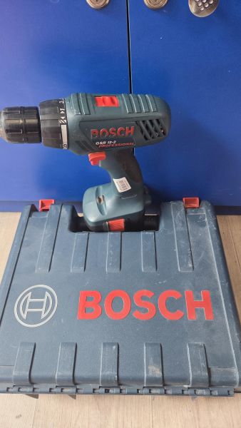 шуруповёрт аккумуляторный Bosch GSR 12-2 Professional с СЗУ в Томск