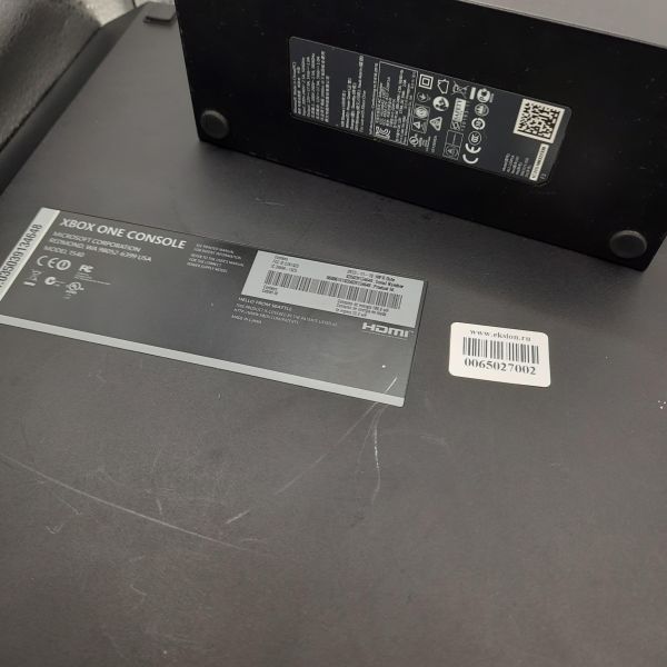 игровая приставка Microsoft Xbox One 500GB (1540) в Томск