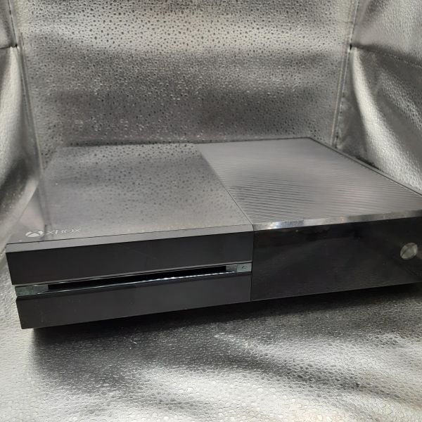 игровая приставка Microsoft Xbox One 500GB (1540) в Томск