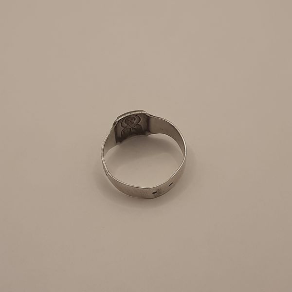серебряное кольцо Кольцо серебро 925 3,93g, вес изделия 3.93g в Томск