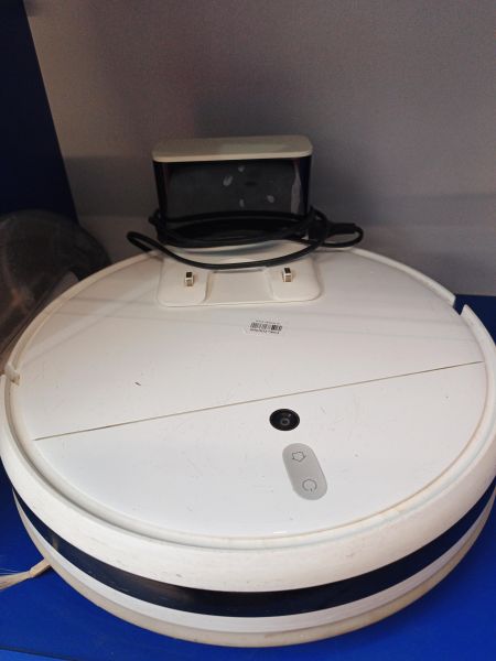 робот-пылесос Xiaomi Mi Robot Vacuum Mop (STYTJ01ZHM) с СЗУ в Томск