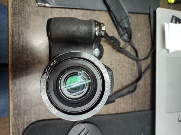 Купить Fujifilm FinePix S4000 (СЗУ не требуется) в Иркутск за 399 руб.