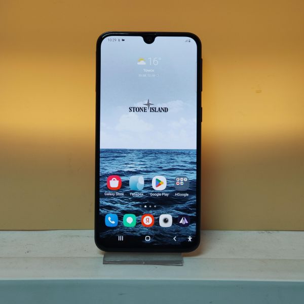 Купить Samsung Galaxy A40 2019 4/64GB (A405FM) Duos в Хабаровск за 5349 руб.