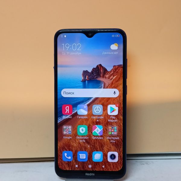 Купить Xiaomi Redmi 8 4/64GB (M1908C3IG) Duos в Томск за 2349 руб.