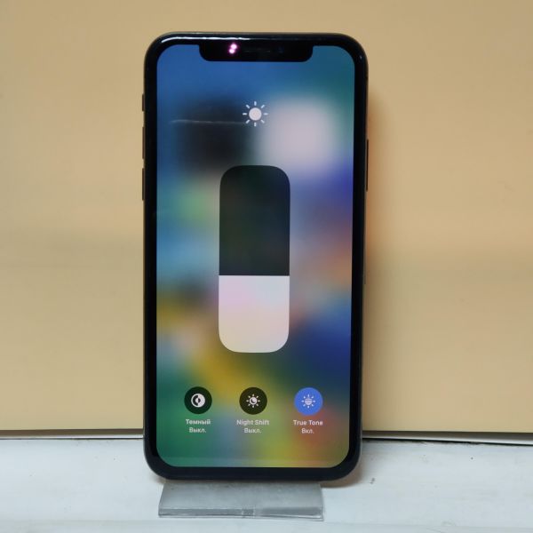 Купить Apple iPhone X 256GB в Томск за 11599 руб.