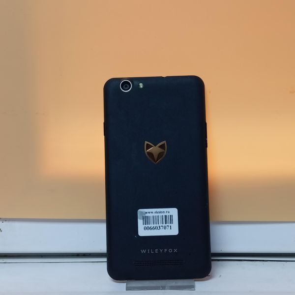 Купить Wileyfox Spark X Duos в Томск за 1749 руб.