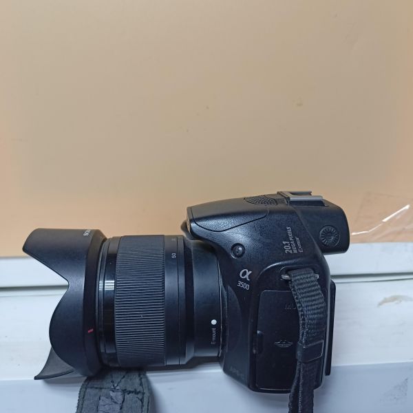 Купить Sony Alpha A3500 (ILCE-3500) kit с СЗУ в Томск за 5499 руб.