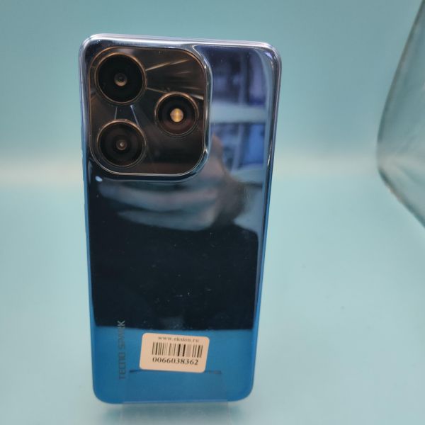 Купить TECNO Spark 10 4/64GB (KI5n) Duos в Томск за 4400 руб.