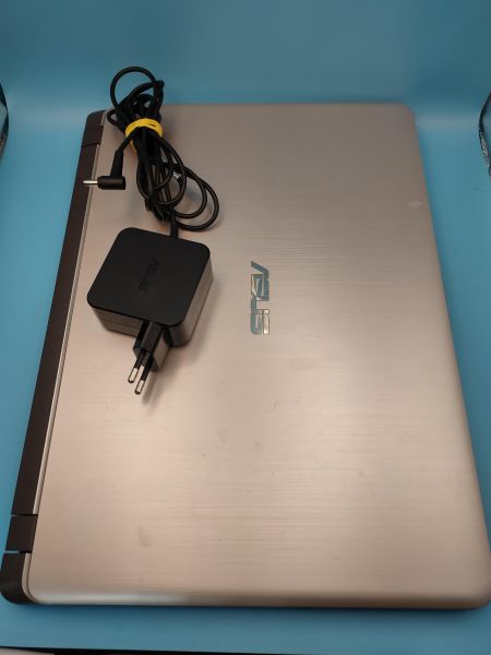 Купить ASUS F507UF-EJ393T (8GB/HDD 500GB+SSD 128GB) в Томск за 17800 руб.