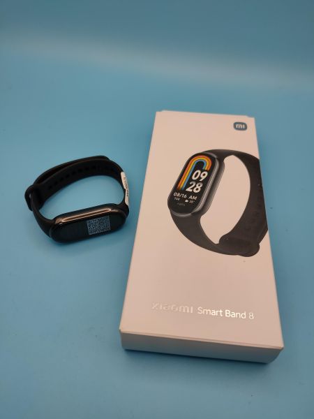 Купить Xiaomi Smart Band 8 (M2239B1) с СЗУ в Томск за 1550 руб.