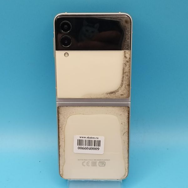 Купить Samsung Galaxy Z Flip 3 5G 8/128GB (F711B) Duos в Томск за 6750 руб.