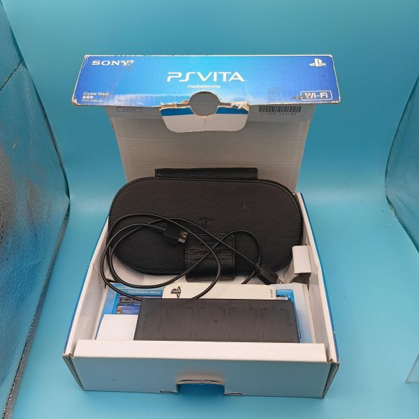 Купить Sony PlayStation Vita (PCH-1006) с СЗУ в Томск за 8150 руб.
