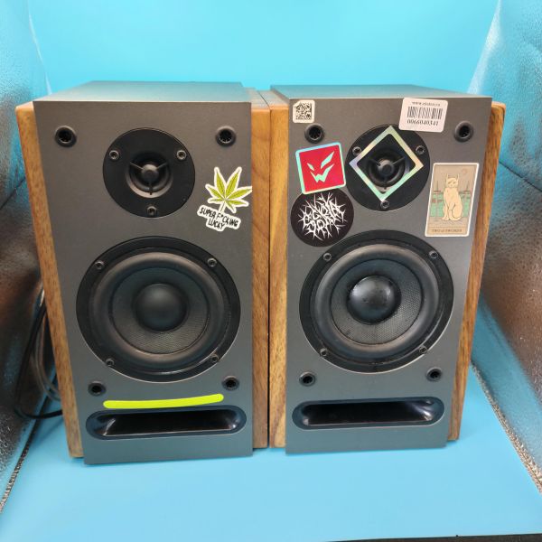 Купить F+D R27BT 2.0 в Томск за 3200 руб.