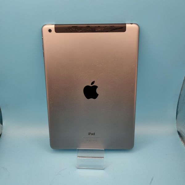 Купить Apple iPad Air 1 2013 64GB (A1475) (с SIM) в Томск за 4500 руб.