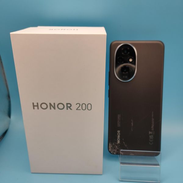 Купить Honor 200 8/256GB (ELI-NX9) Duos в Томск за 21000 руб.