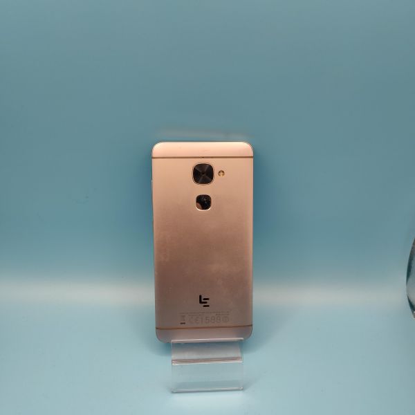 Купить LeEco Le 2 32GB (X527) Duos в Томск за 2600 руб.
