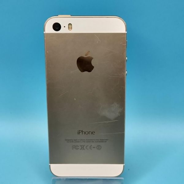 Купить Apple iPhone 5S 16GB в Томск за 2700 руб.