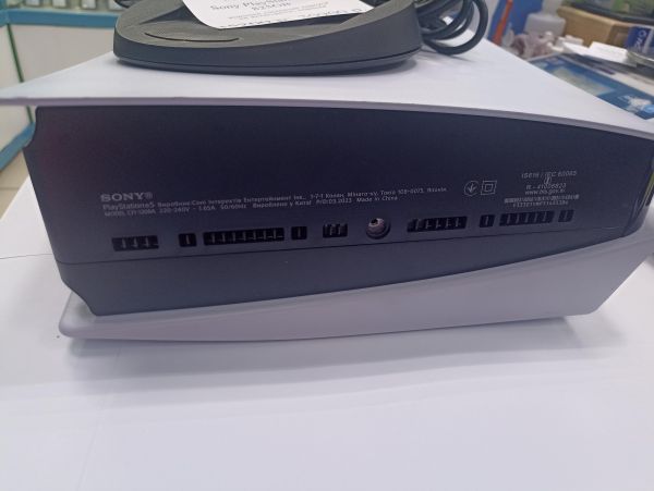 Купить Sony PlayStation 5 825GB (CFI-1208A) в Чита за 31500 руб.