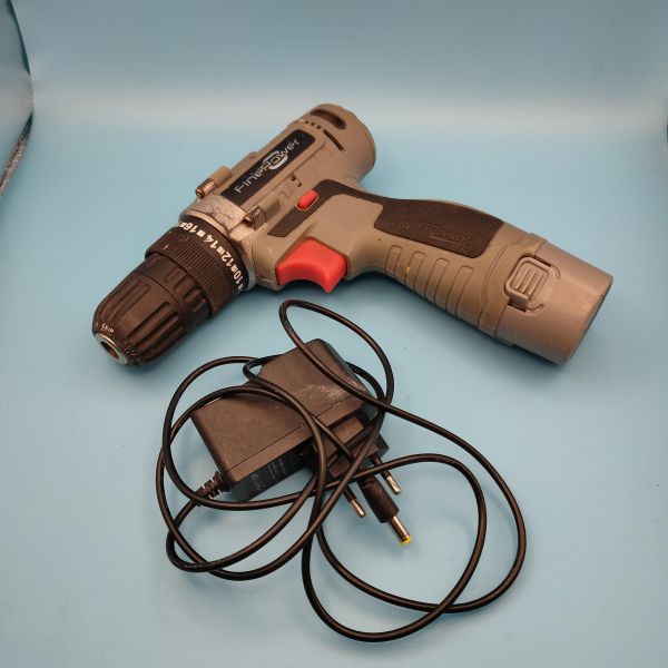 Купить FinePower CDR14 с СЗУ в Томск за 1200 руб.