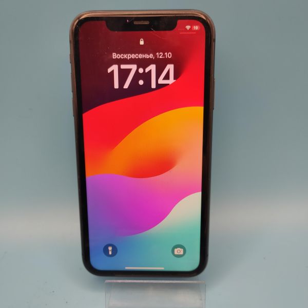 Купить Apple iPhone 11 64GB в Томск за 11200 руб.