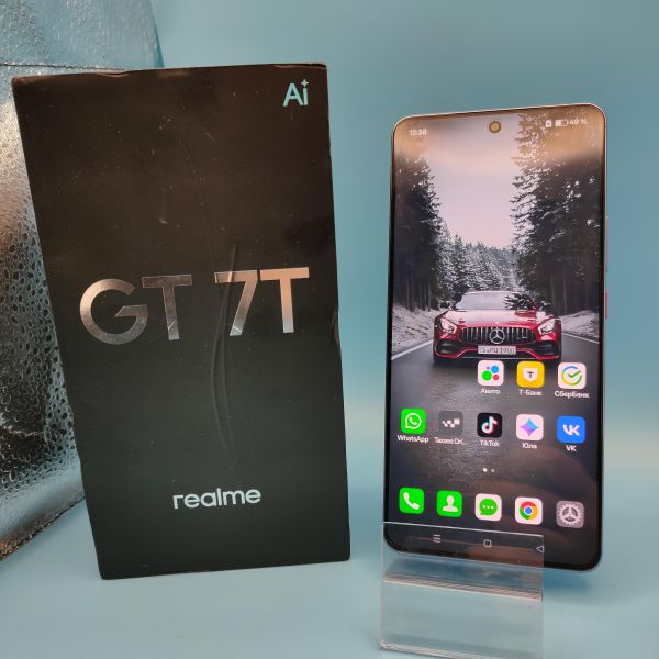 Купить Realme GT 7T 12/256GB (RMX5085) Duos в Томск за 24800 руб.