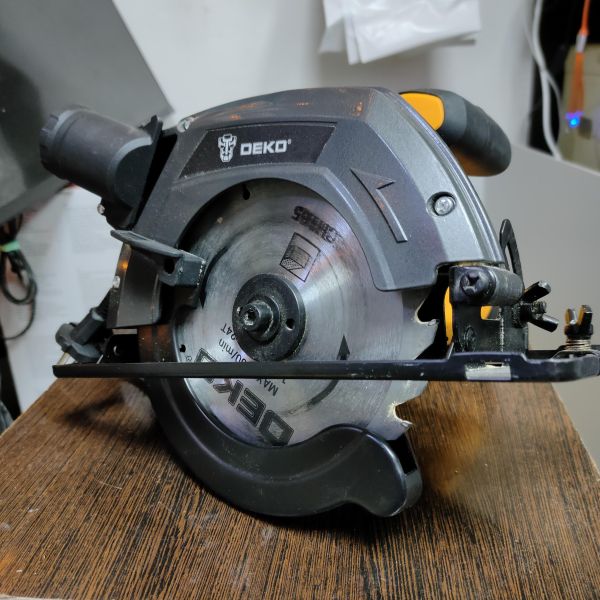 Купить DEKO DKCS1500-160 в Томск за 2000 руб.